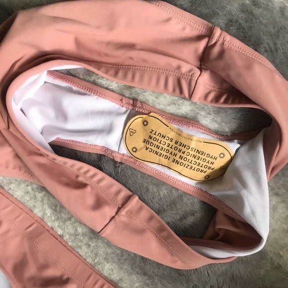 Pink High waisted cheeky Bikini - Picture 4 of 4